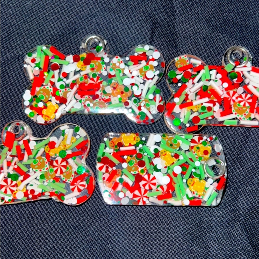 Personalized dog tag for Christmas